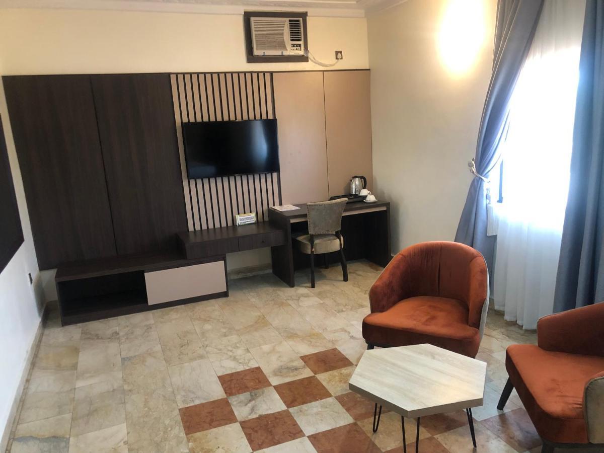 Roban Hotels Limited إينوجو المظهر الخارجي الصورة