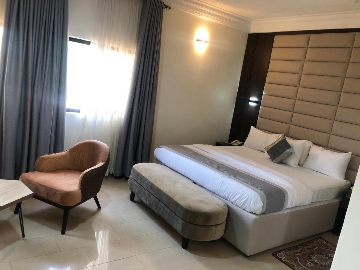 Roban Hotels Limited إينوجو المظهر الخارجي الصورة