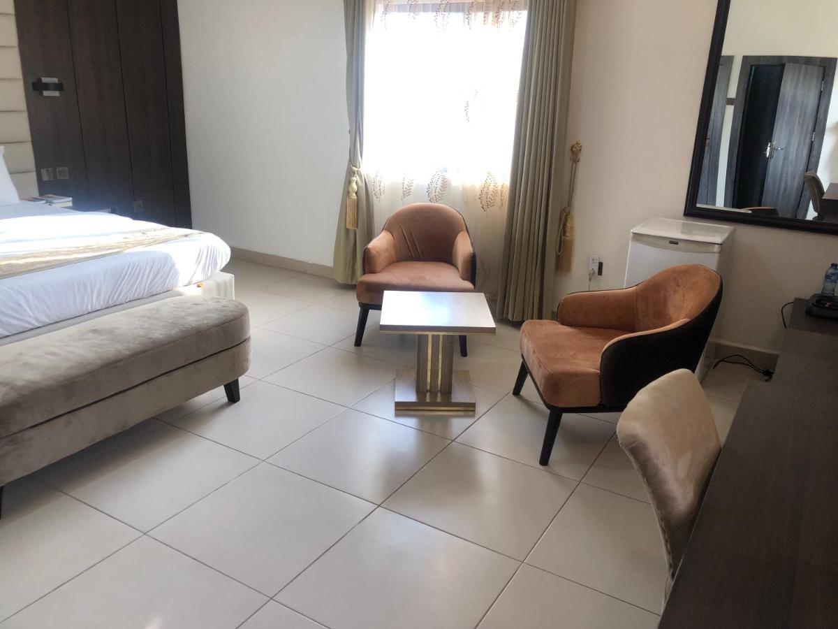 Roban Hotels Limited إينوجو المظهر الخارجي الصورة