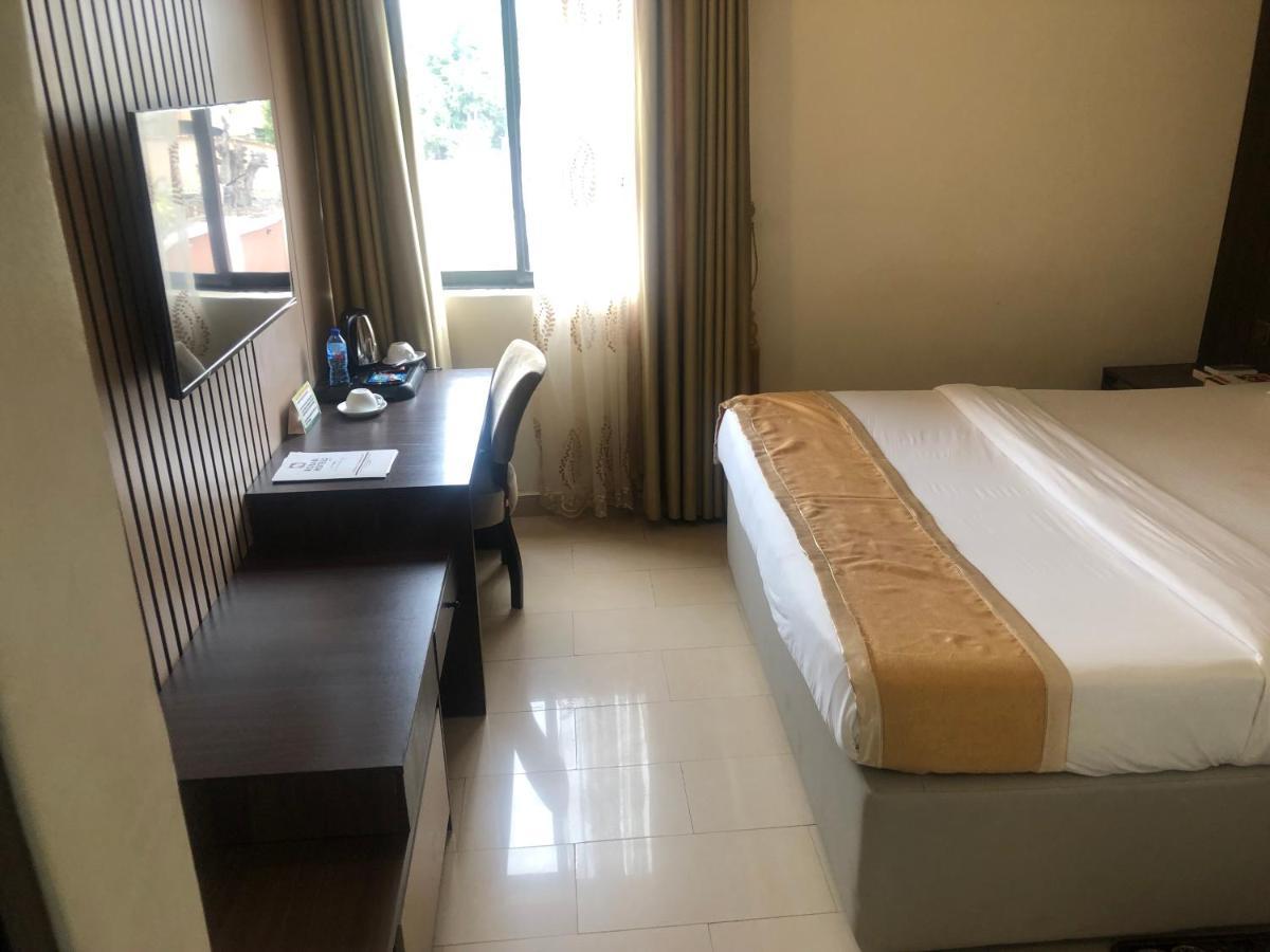 Roban Hotels Limited إينوجو المظهر الخارجي الصورة