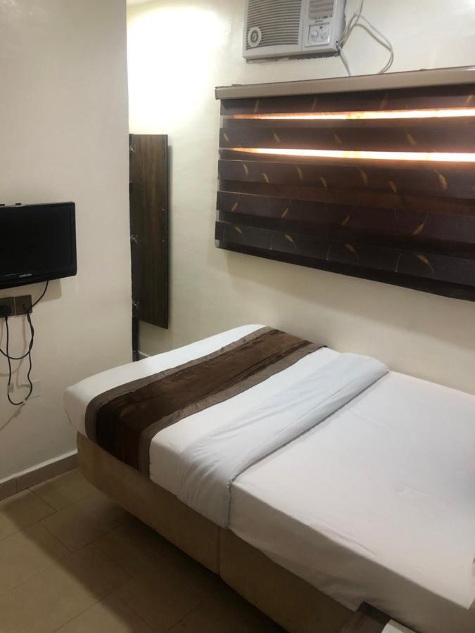 Roban Hotels Limited إينوجو المظهر الخارجي الصورة